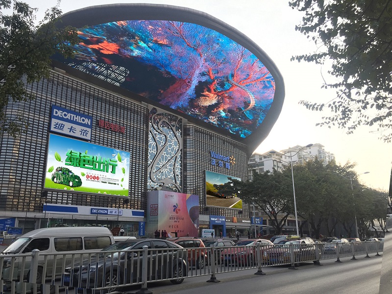 全彩led透明屏主要應(yīng)用在哪些地方？